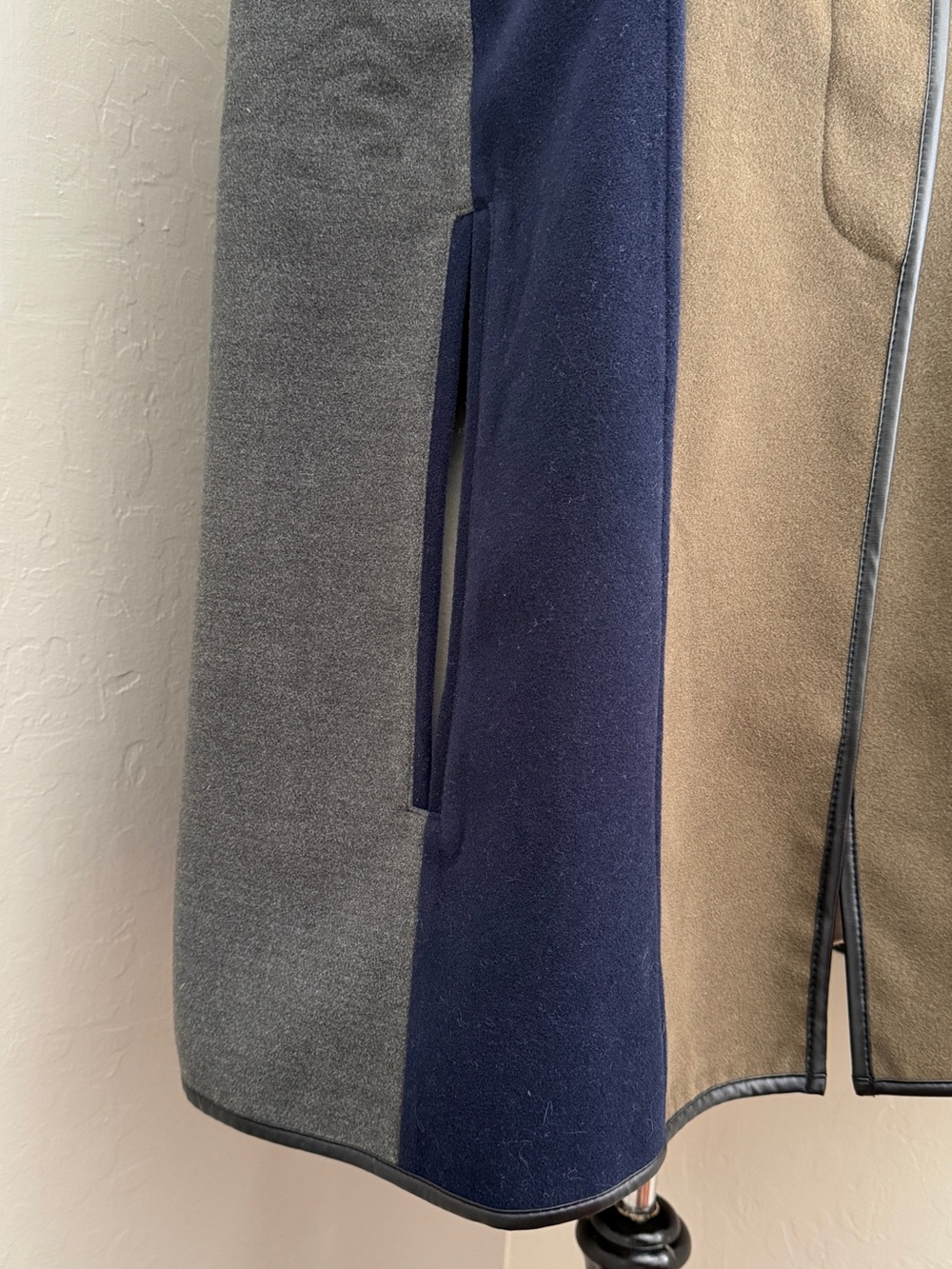 ASOS Color Block Fall Autumn Cape - Picture 2 of 8